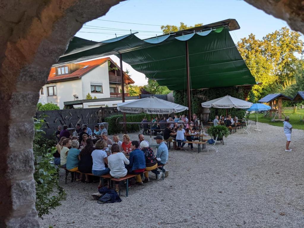Gasthof Ulrich Meyer Landshut Exteriör bild