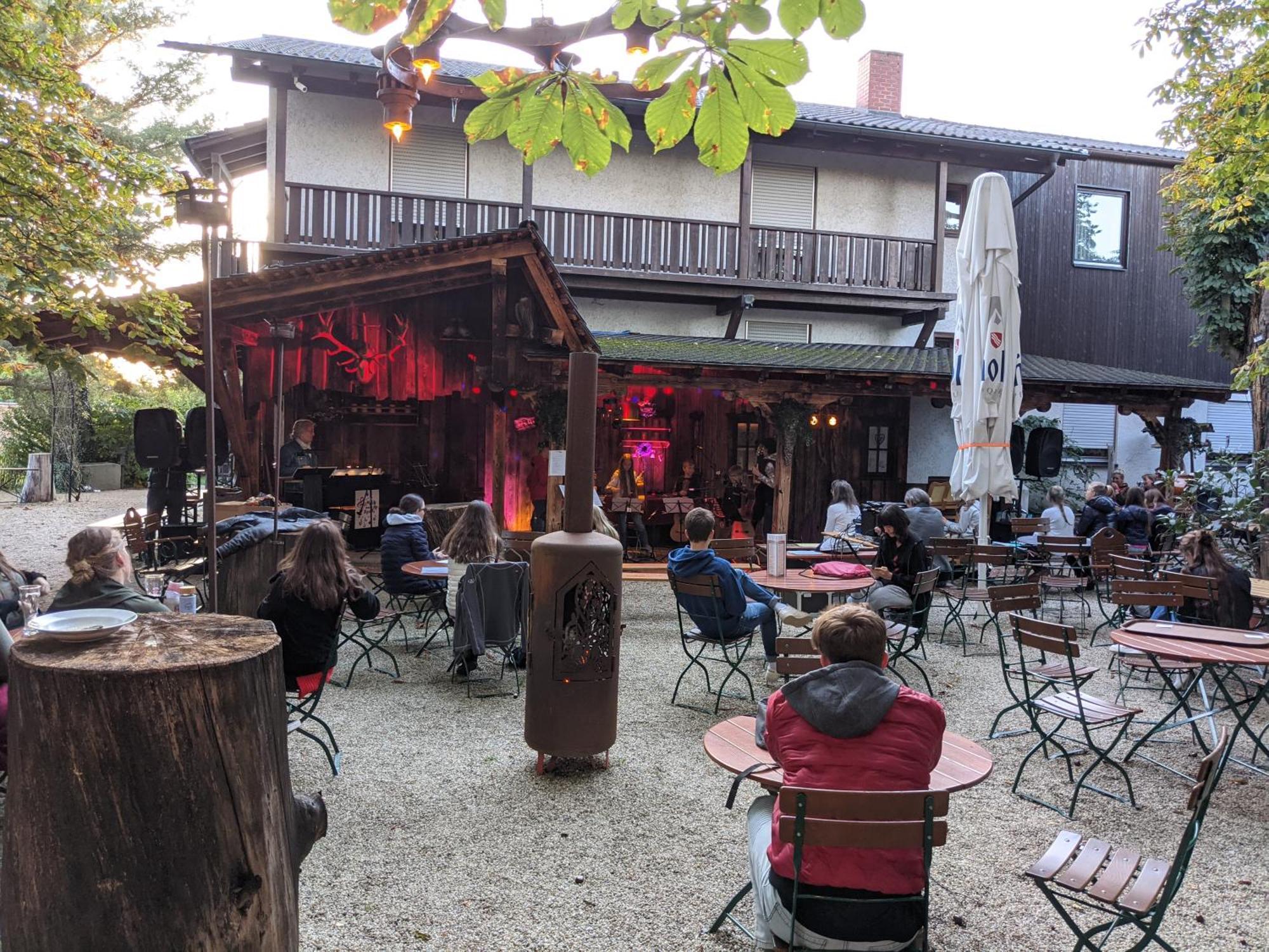 Gasthof Ulrich Meyer Landshut Exteriör bild